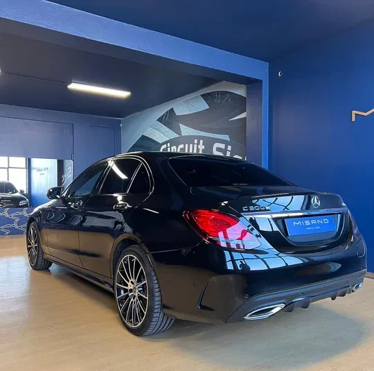 Mercedes-Benz C300 E AMG