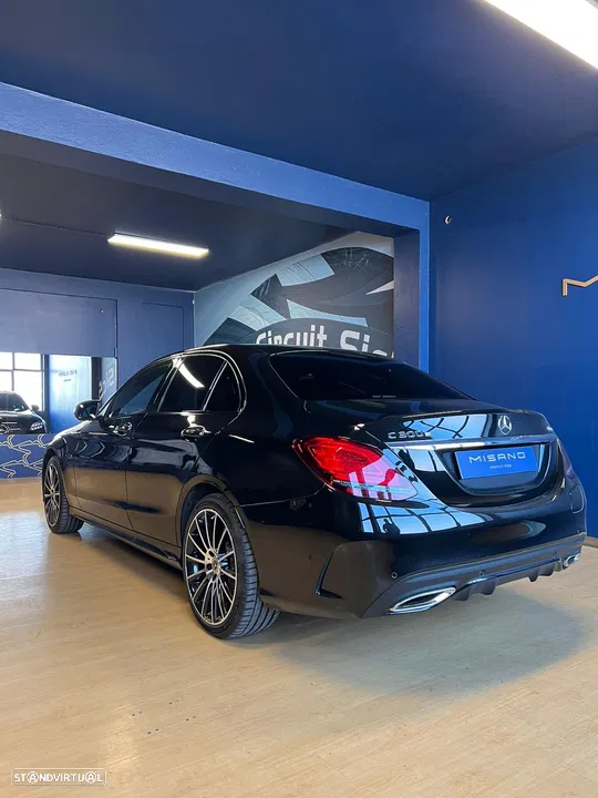 Mercedes-Benz C300 E AMG