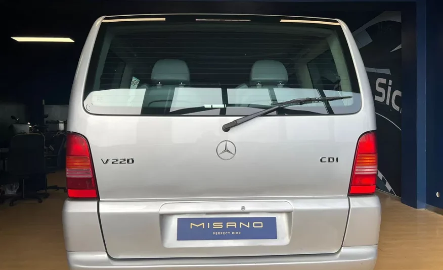 Mercedes-Benz V 220