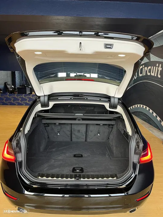 BMW 318 D Touring Advantage