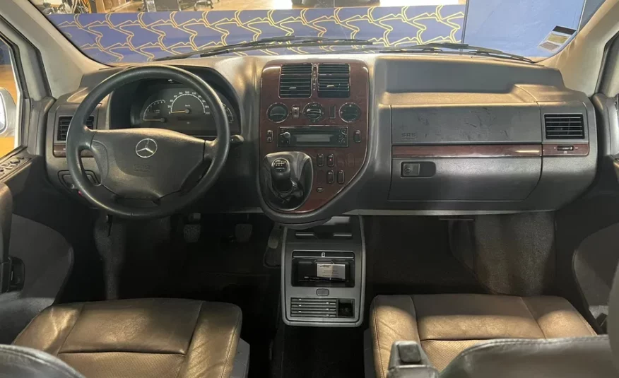 Mercedes-Benz V 220